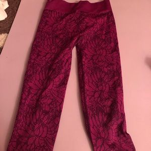 Fabletics capri leggings
